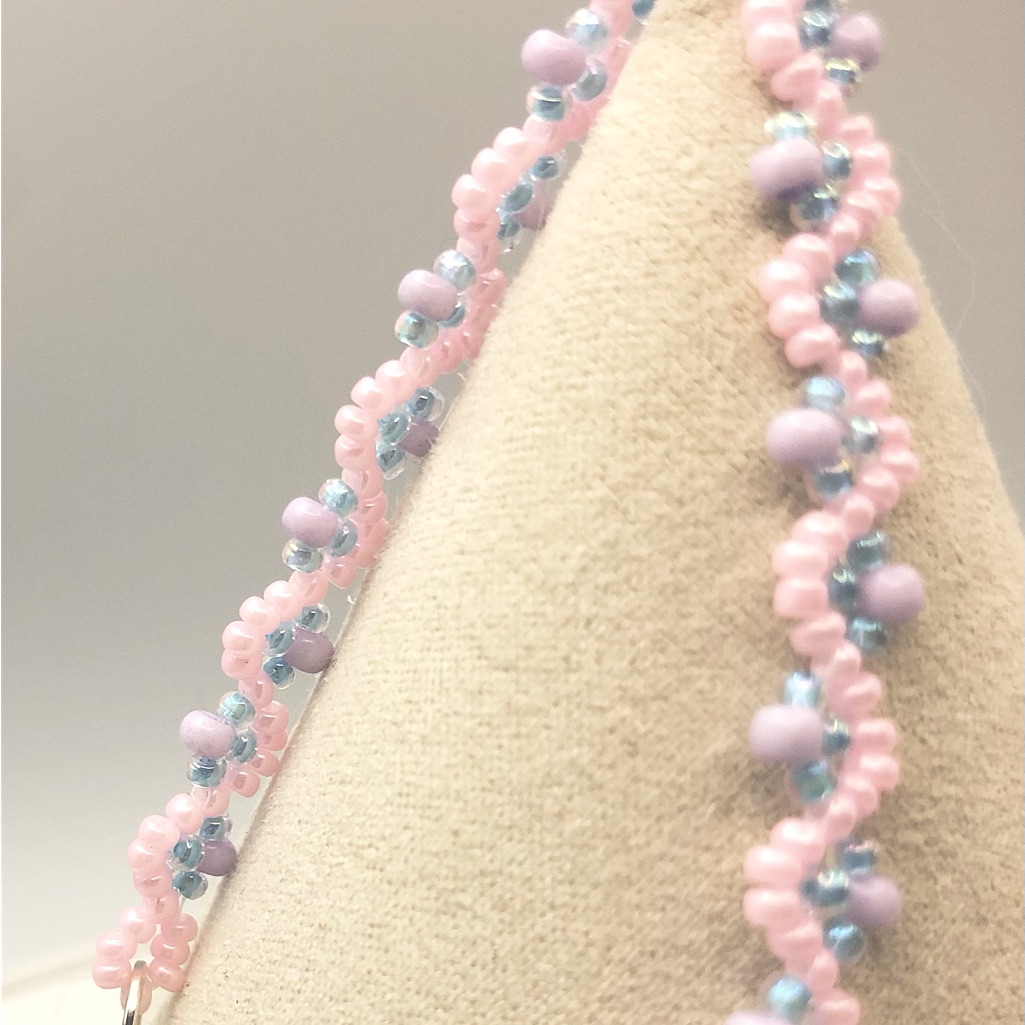 Summer Pastels Beaded Bracelet Dainty Thin Minimalist Style New No Tags 9$